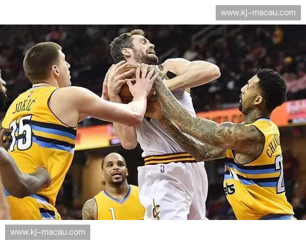 西部第三到第七仅差1个胜场 本赛季季后赛卡位战空前惨烈