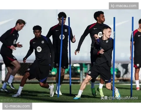 佩德里与亚马尔中场连线频繁，巴萨年轻组合默契度提升